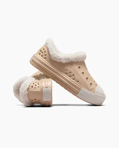 Converse Chuck Taylor All Star Play Lite CX Sherpa Kids' Sneakers Light Brown USA | C-09614759