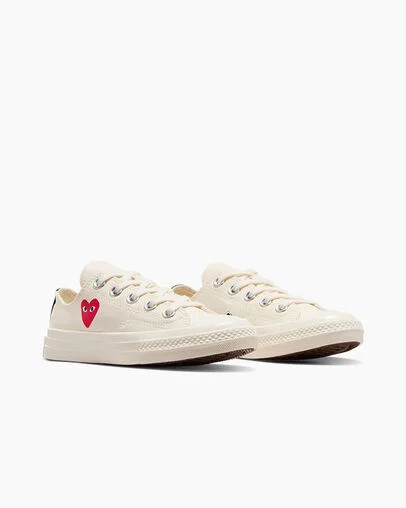 Converse PLAY Comme des Garçons Single Heart Chuck 70 Kids' Sneakers White / Red / Black USA | C-75493269