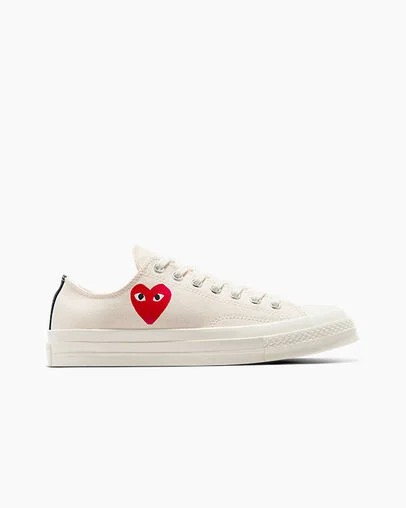Converse PLAY Comme des Garçons Single Heart Chuck 70 Women Sneakers White / Black / Red USA | C-23718569