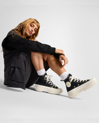 Converse Run Star Hike Charms Women Sneakers Black / Gold USA | C-83076419