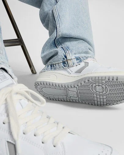 Converse Weapon Leather Men Basketball Shoes White / Grey USA | C-38192509